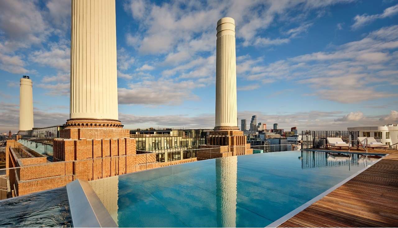 this-new-battersea-power-station-hotel-has-a-pool-with-a-truly-incredible-view
