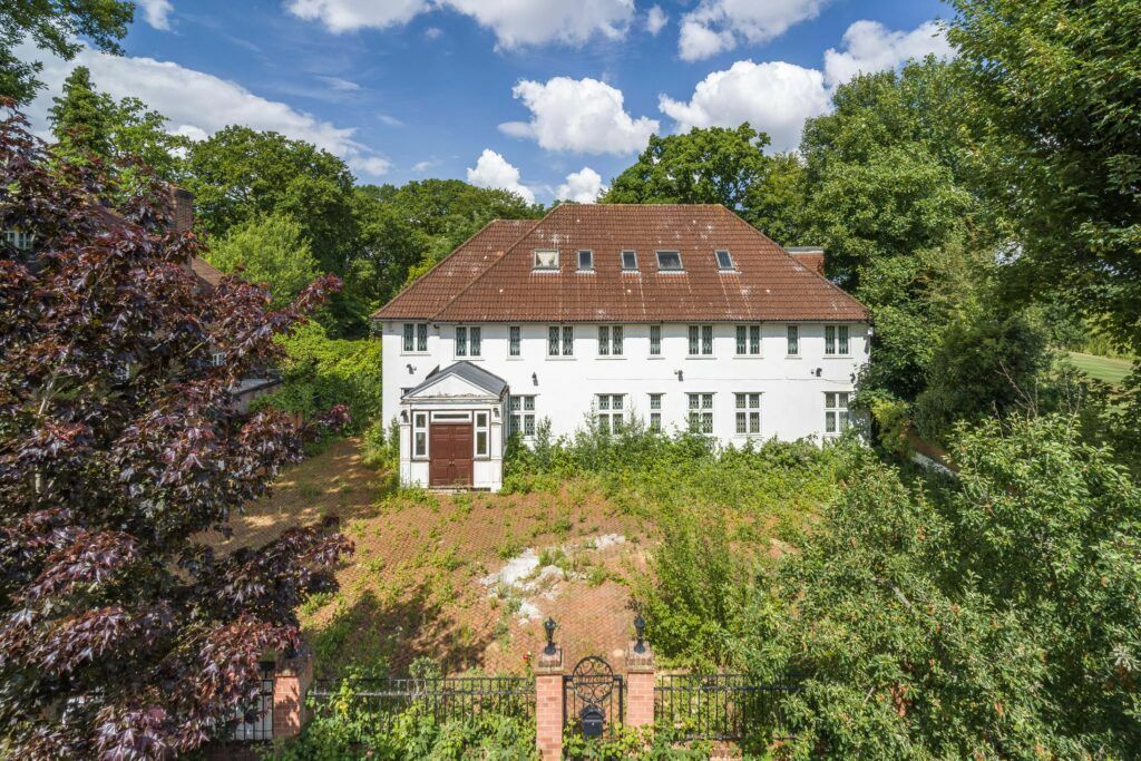 want-to-buy-an-abandoned-mansion-in-hampstead-for-22.5-million?