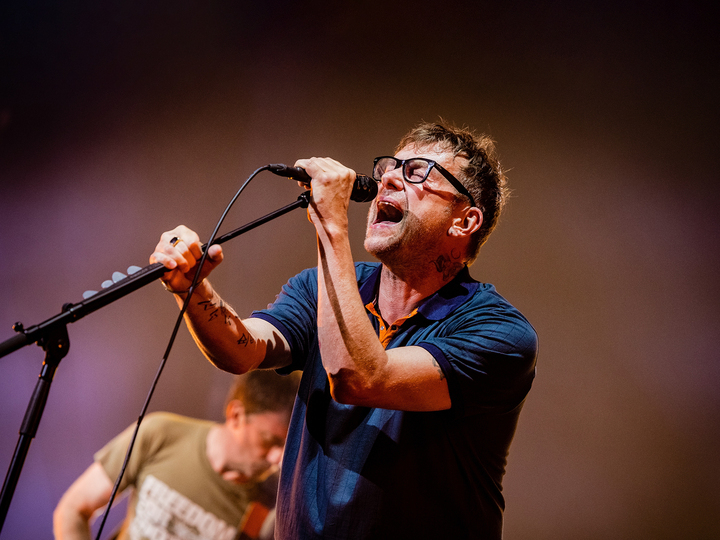 blur-at-wembley-stadium:-timings,-setlist-and-everything-you-need-to-know
