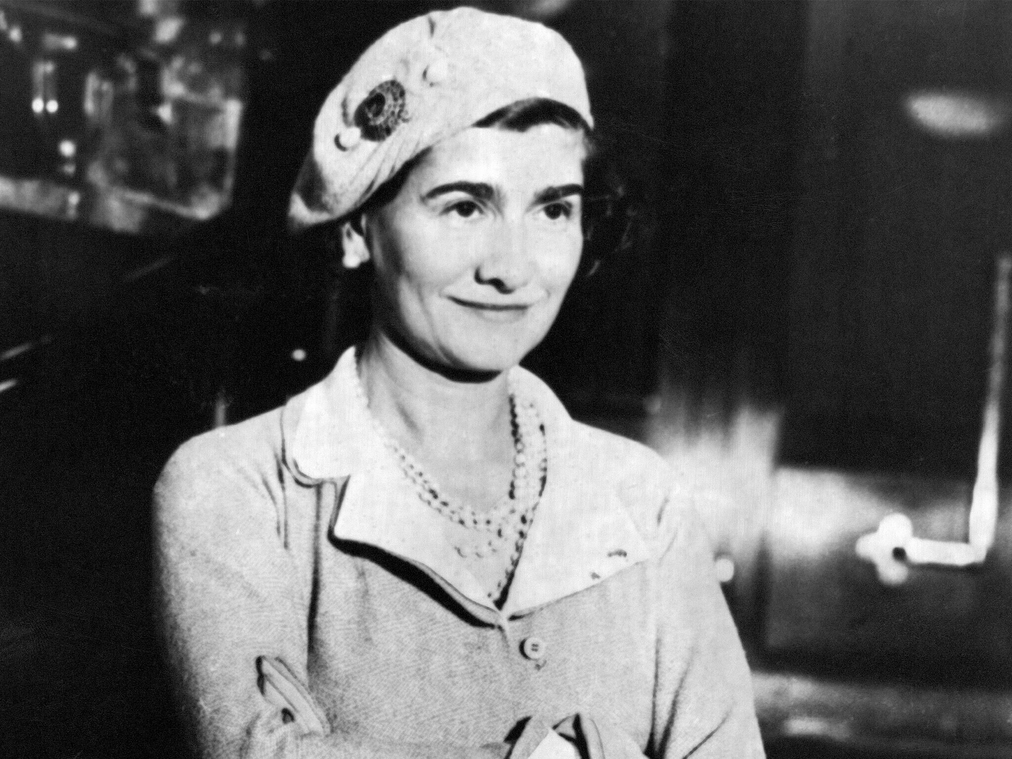 5-things-you-need-to-know-about-coco-chanel,-the-inspiration-behind-v&a’s-newest-exhibition