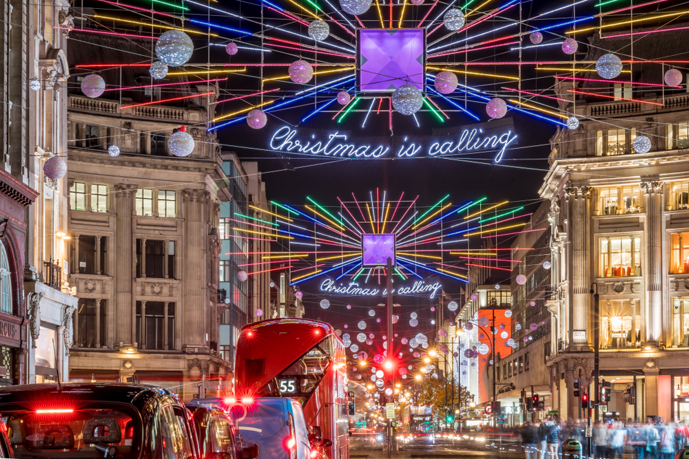 here’s-the-exact-date-that-oxford-street’s-legendary-christmas-lights-will-be-turned-on