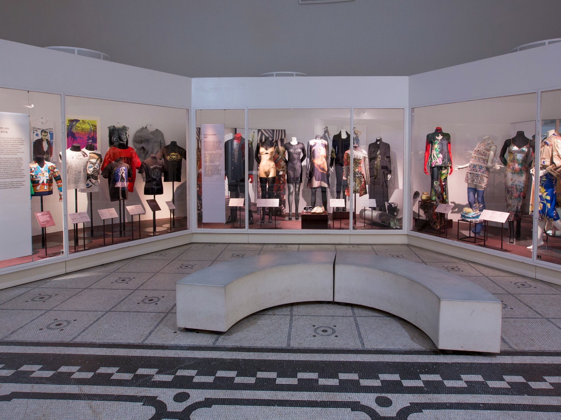 the-v&a-is-closing-its-world-famous-fashion-gallery-until-2027