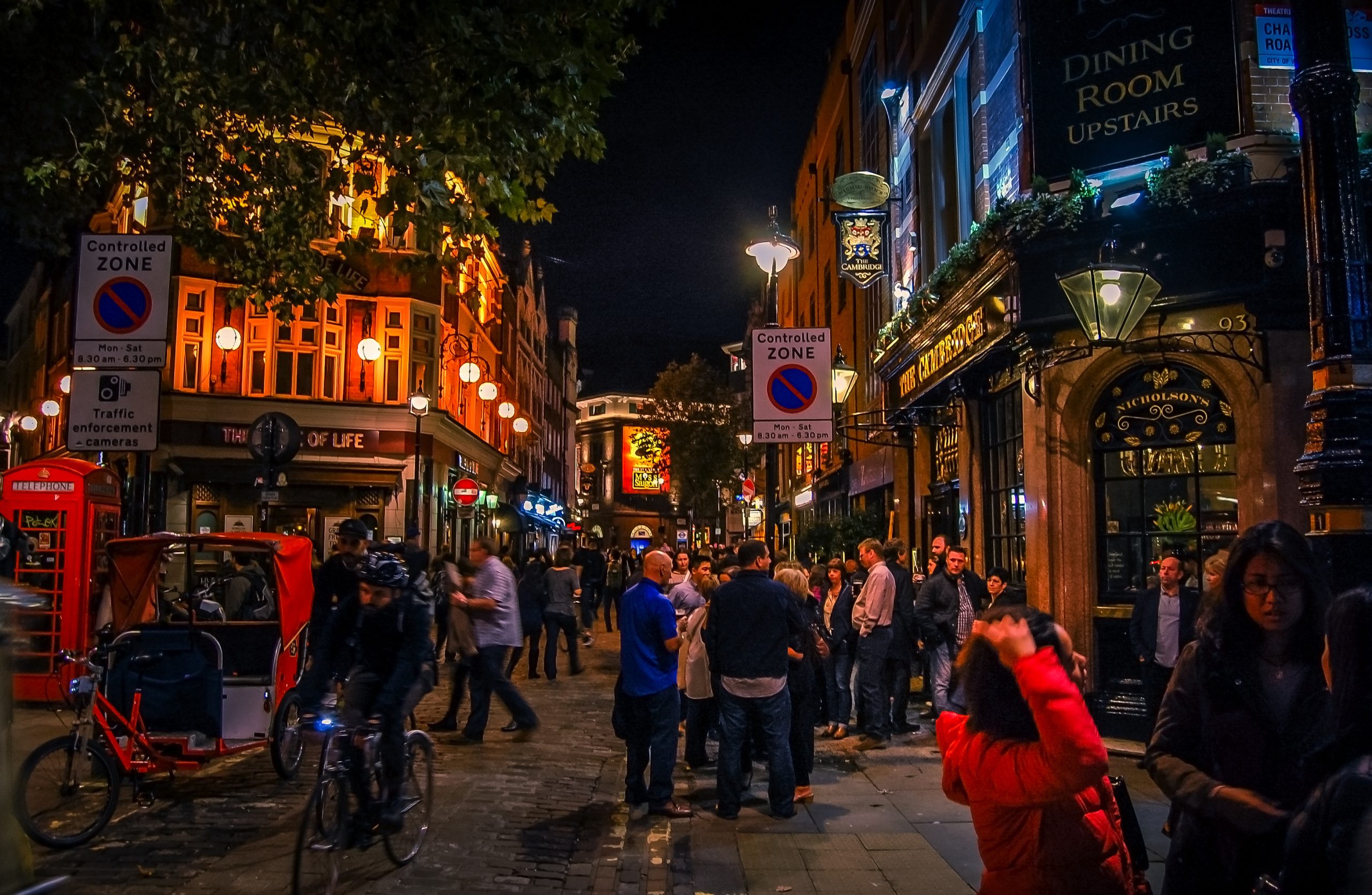 legendary-soho-bar-troy-22-has-moved-to-a-new-location