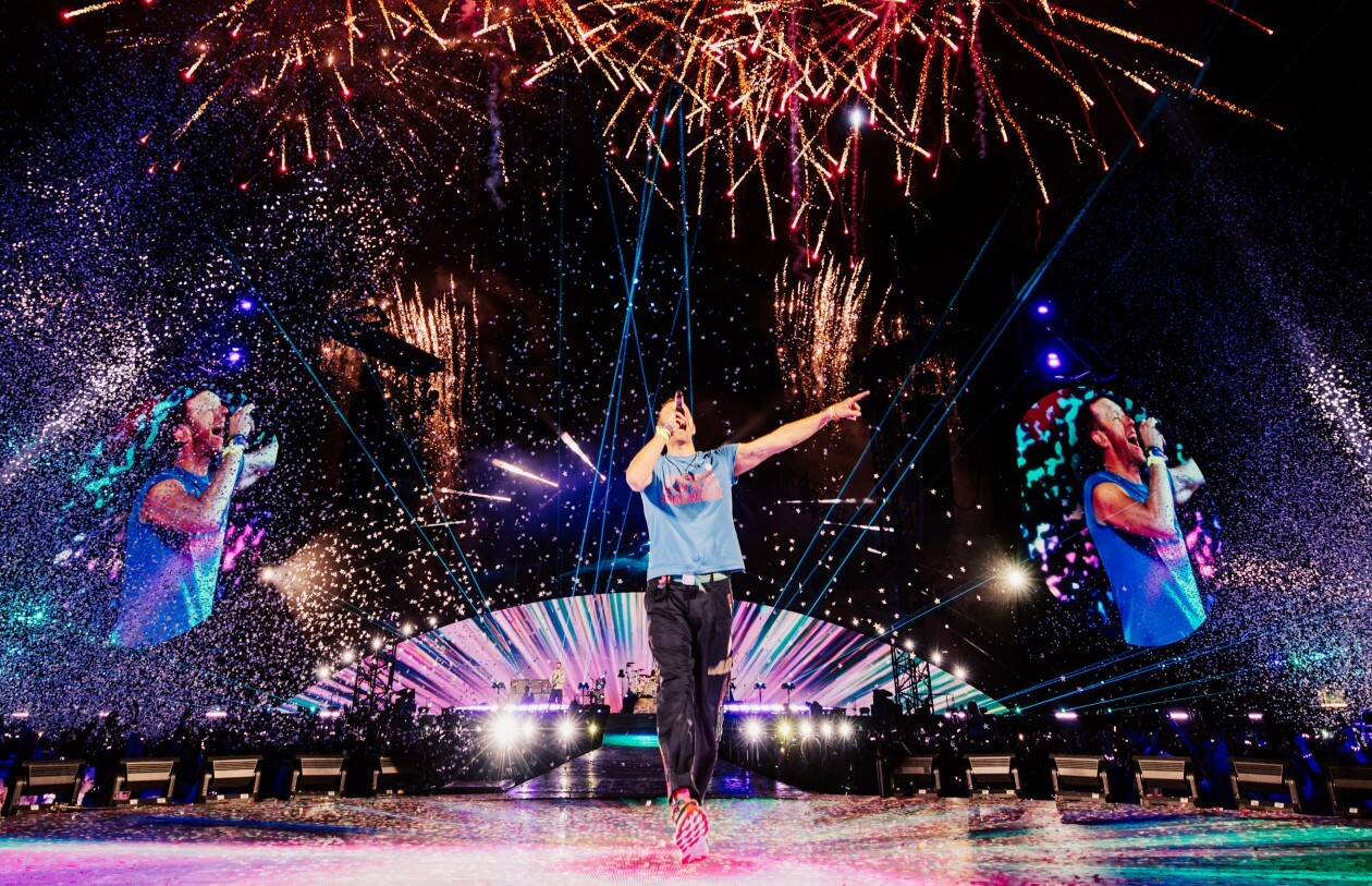 coldplay-at-london-wembley-stadium:-dates,-timings,-last-minute-tickets,-travel-information,-seating-map-and-everything-you-need-to-know-(including-rescheduled-shows)