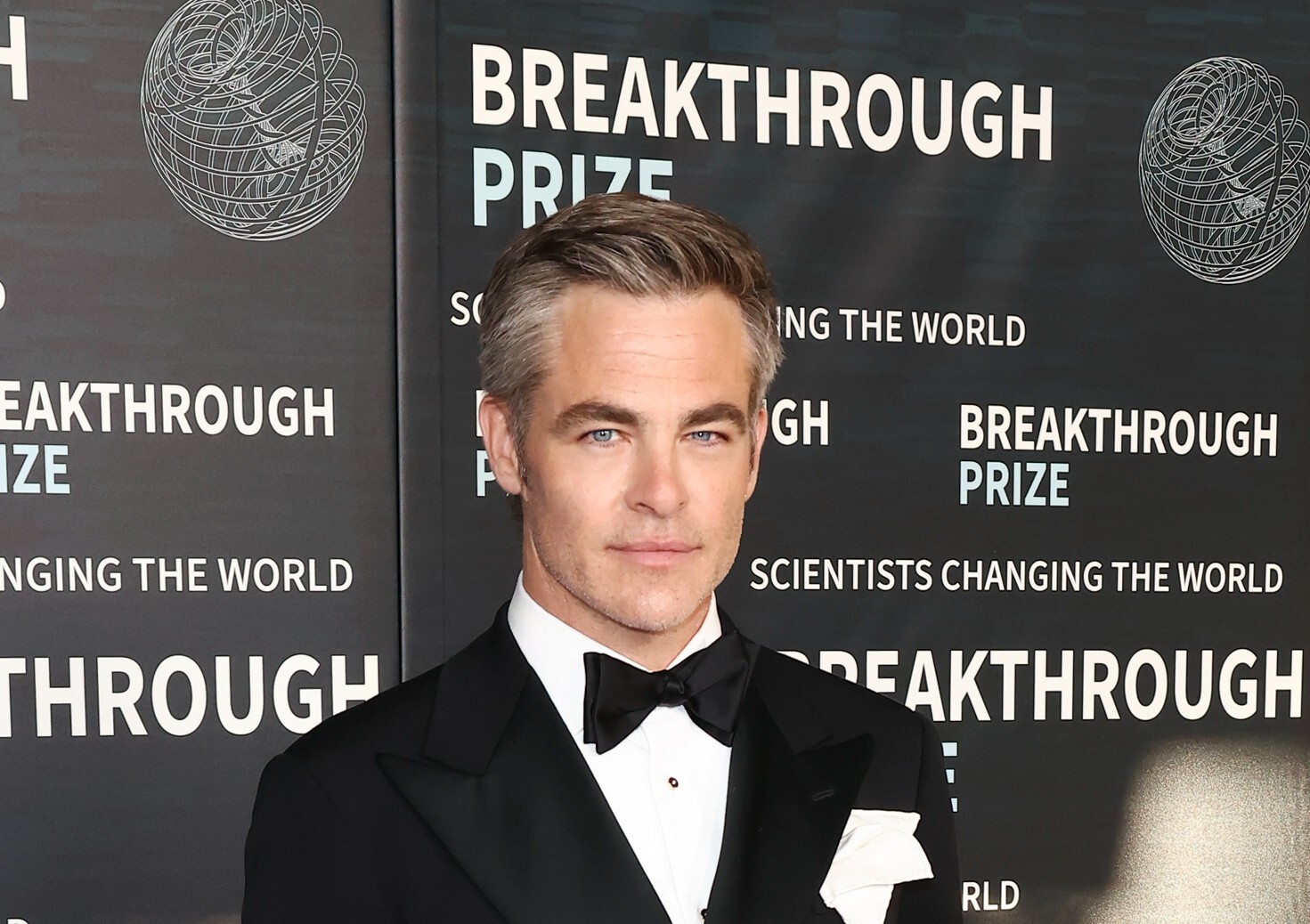 hollywood-star-chris-pine-will-make-his-uk-stage-debut-in-london-next-year