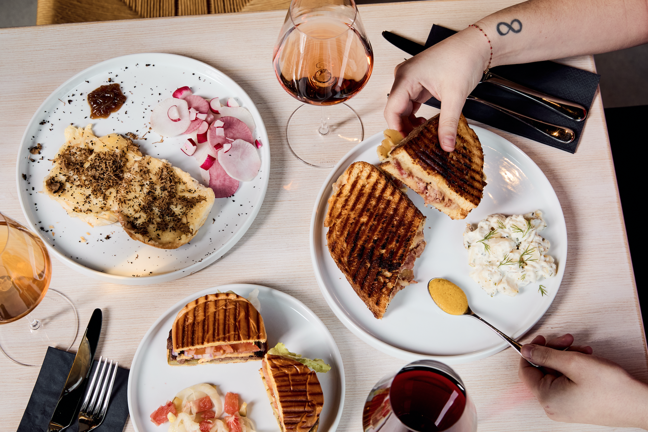 this-shoreditch-wine-bar-will-soon-serve-britain’s-greatest-toasties