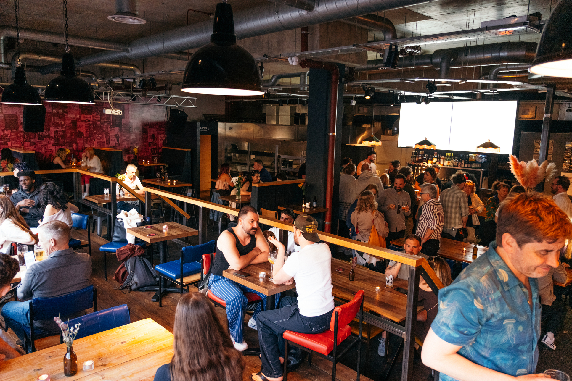 this-popular-london-theatre-is-opening-its-own-pub