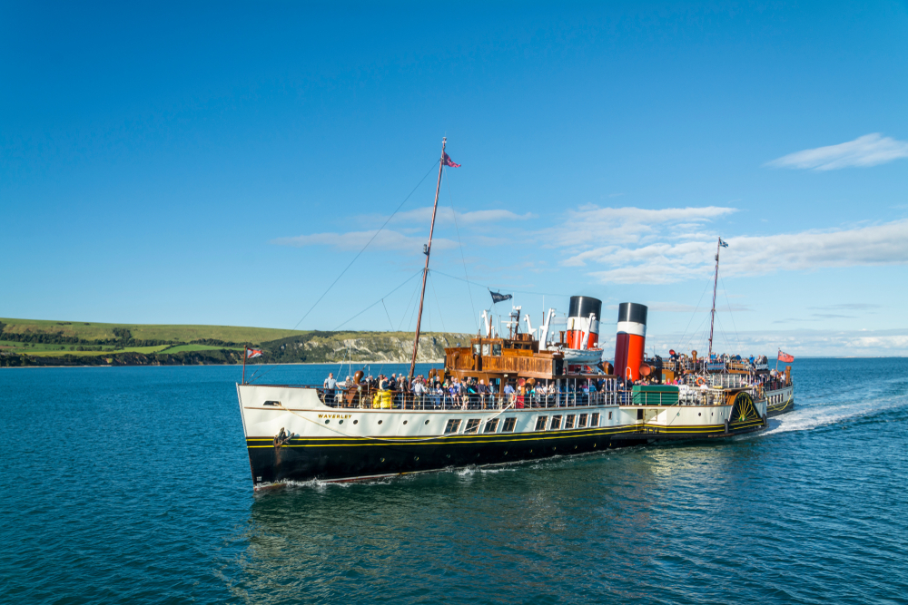 the-world’s-oldest-seagoing-paddle-steamer-is-coming-to-the-thames