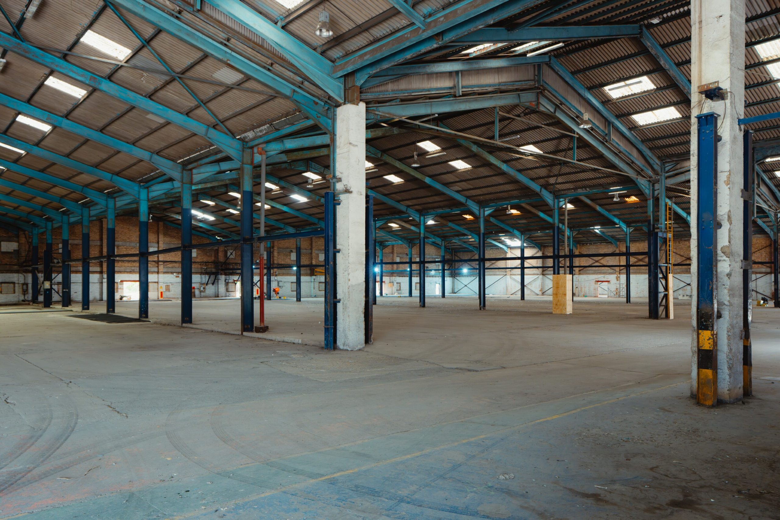 exclusive:-a-massive-new-7,000-capacity-warehouse-and-riverside-venue-is-opening-in-east-london
