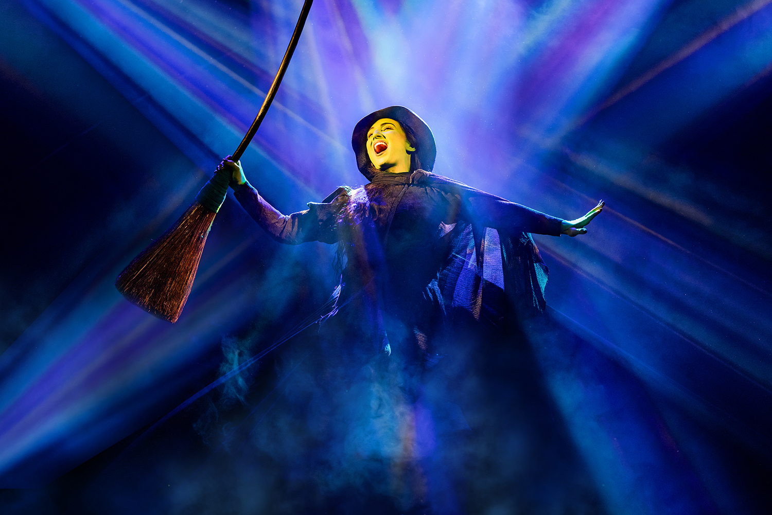 kids-week-2026:-how-to-get-free-west-end-theatre-tickets-this-summer