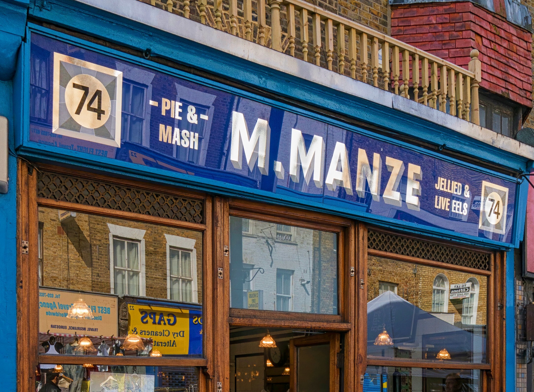 an-iconic-north-london-pie-and-mash-shop-has-reopened