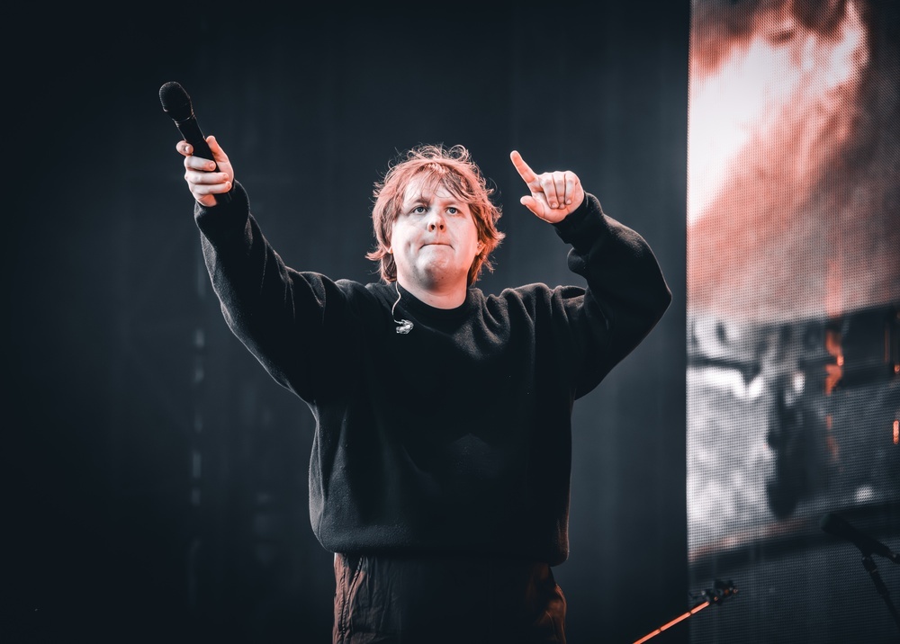 lewis-capaldi-at-bst-hyde-park-2026:-set-times,-last-minute-tickets,-setlist-and-what-you-need-to-know