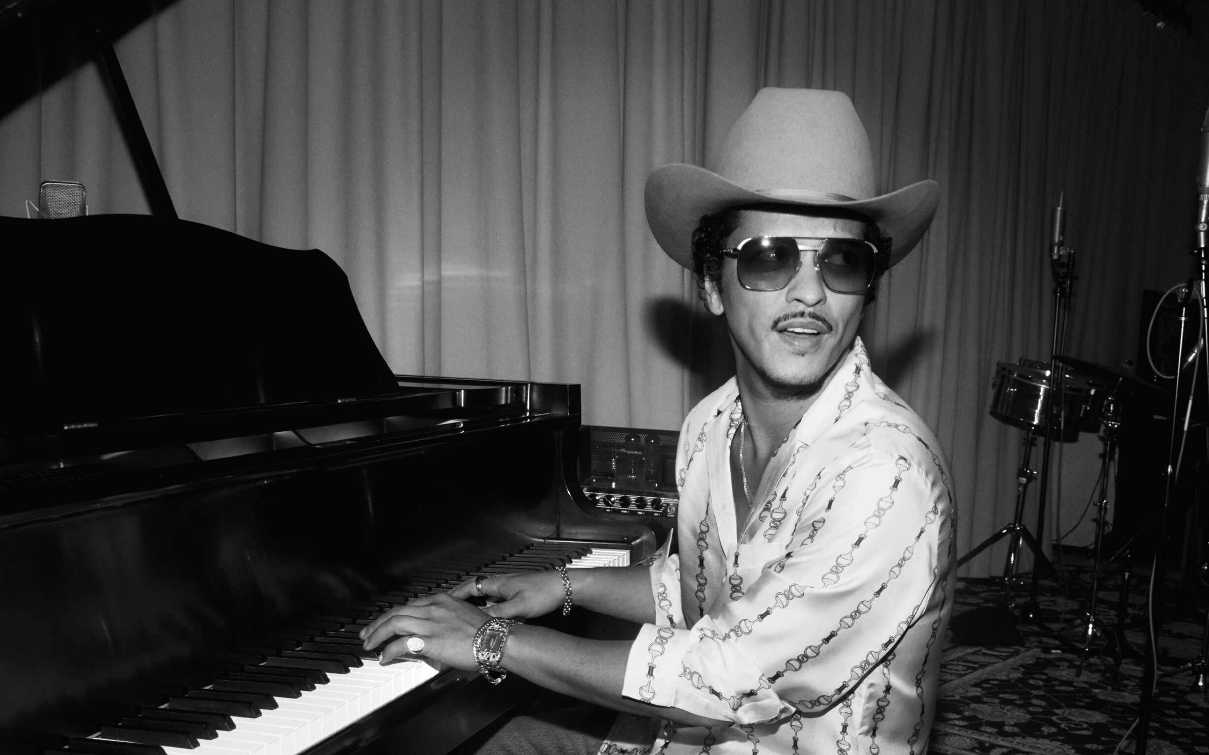 bruno-mars-at-london-wembley-stadium-2026:-where-to-buy-last-minute-tickets