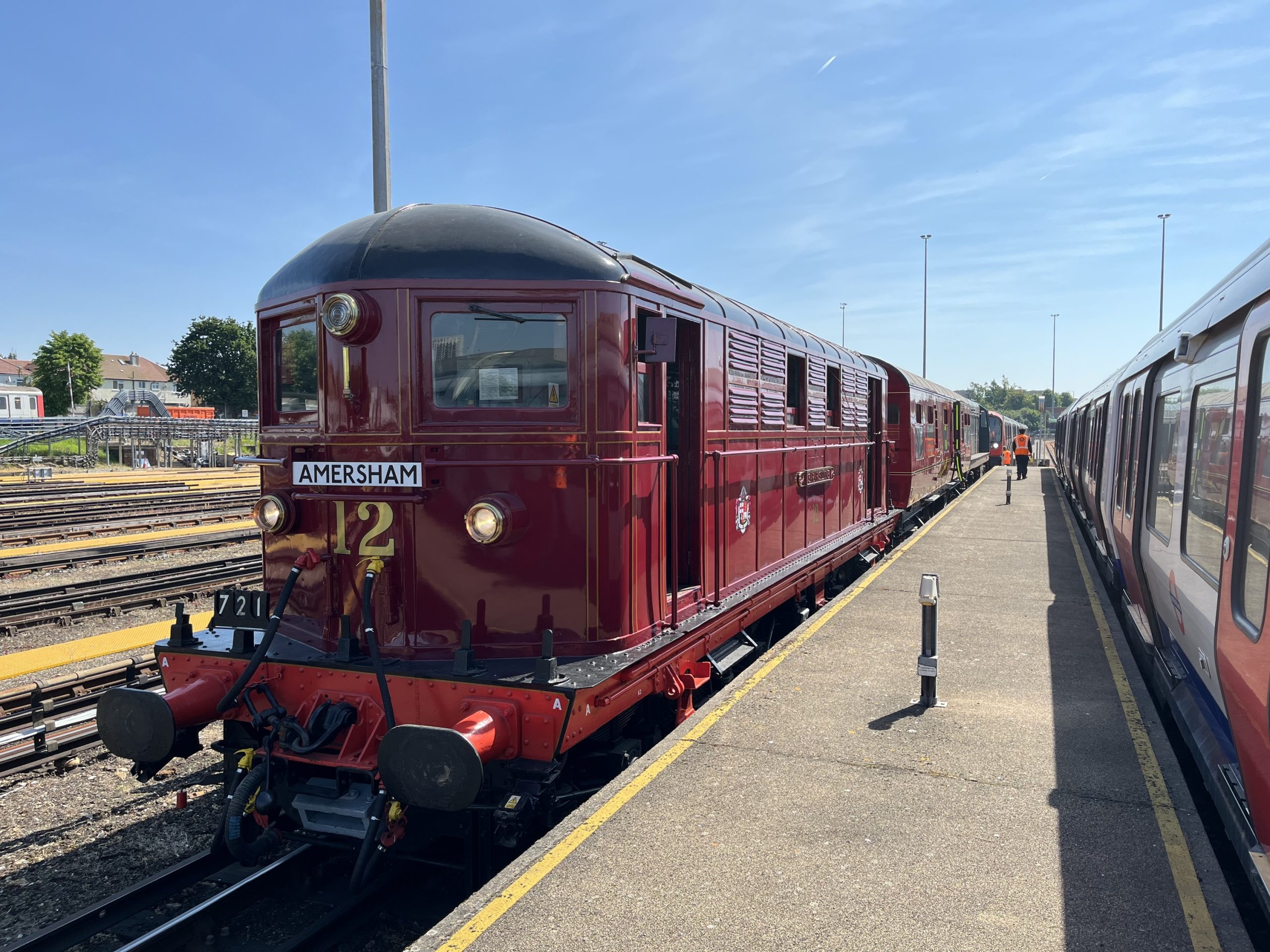 vintage-1930s-tube-trains-are-coming-to-london-this-weekend