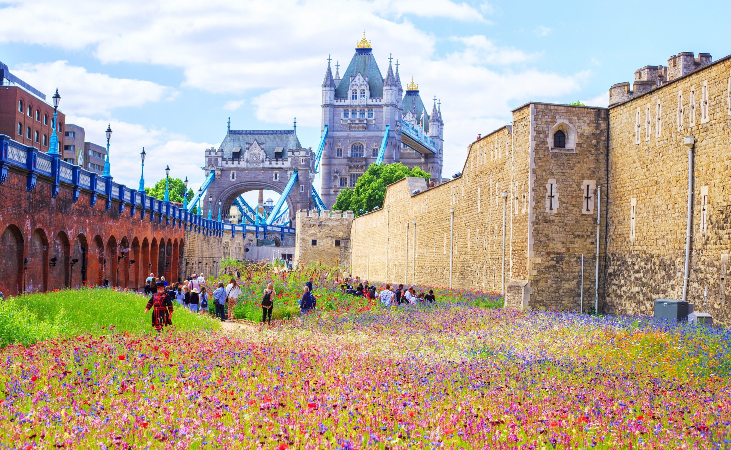the-tower-of-london-is-putting-water-back-in-its-moat