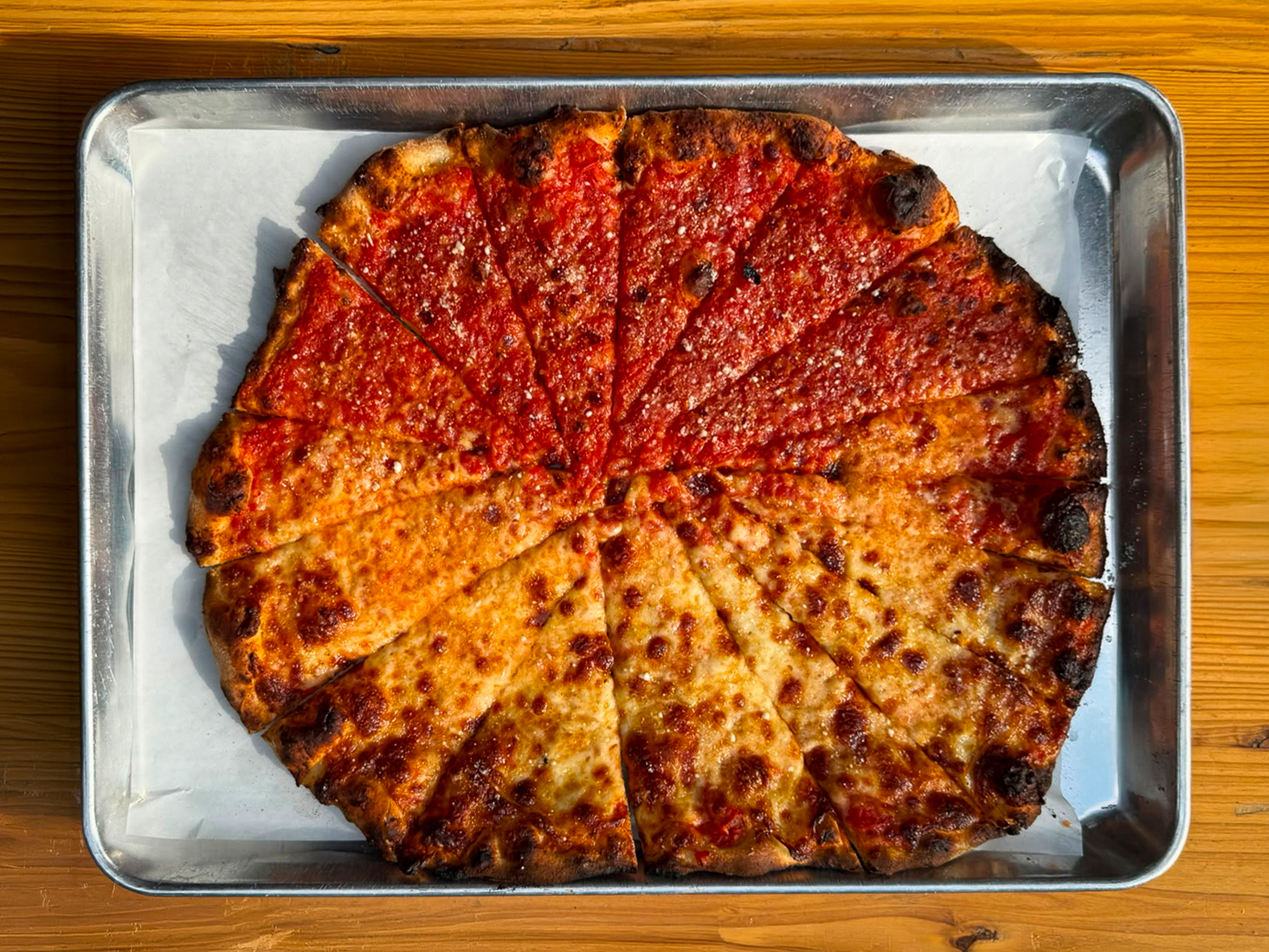 excellent-new-haven-style-pizza-spot-lenny’s-is-returning-to-london